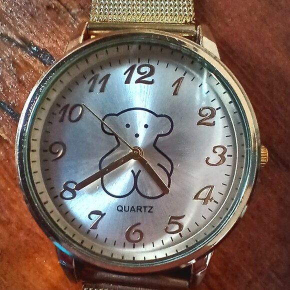 Cute retro gold-tone Teddy Bear Quartz Watch - preowned - working - READ! - Picture 1 of 5